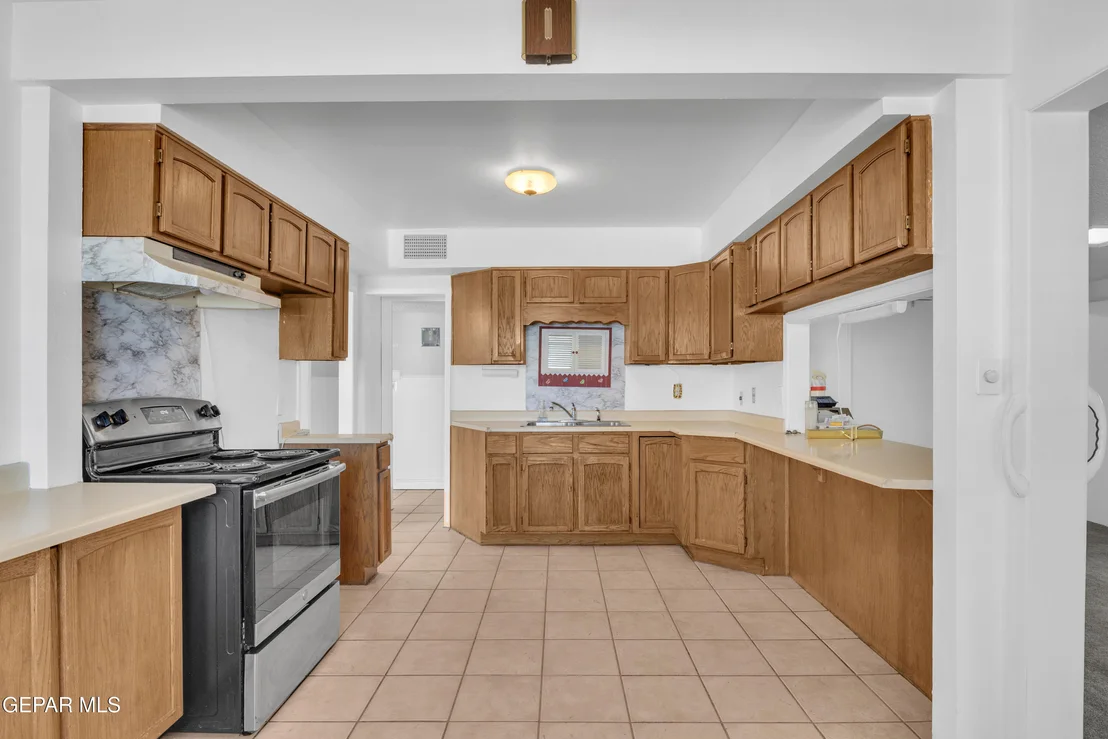 Photo of 1304 WAINWRIGHT Drive