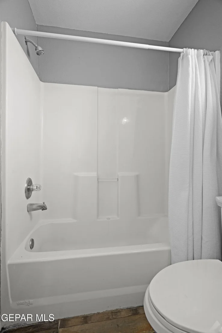 Photo of 693 DESERT SAGE Drive