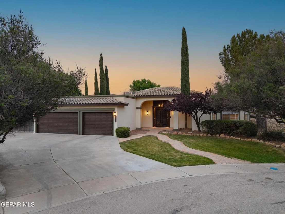 Photo of 651 Simon Court