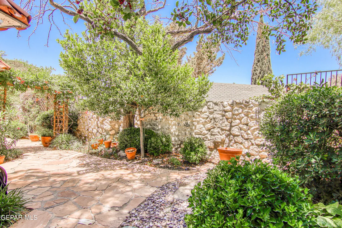Photo of 6041 TORREY PINES Drive