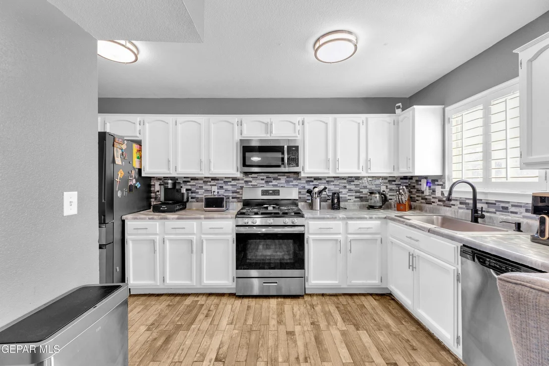 Photo of 427 Winter Spring Place
