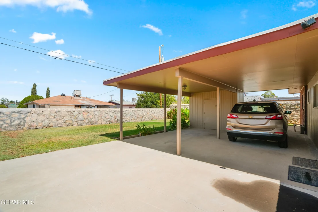 Photo of 5001 BLUE RIDGE Drive