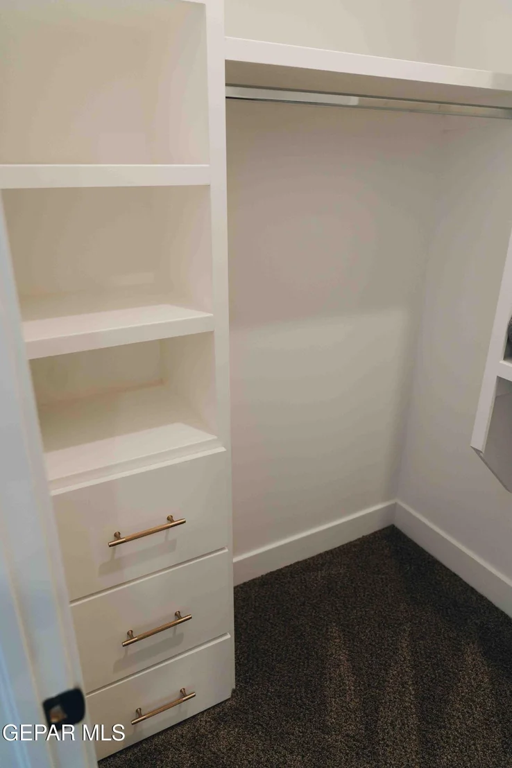 Photo of 653 BIR Circle