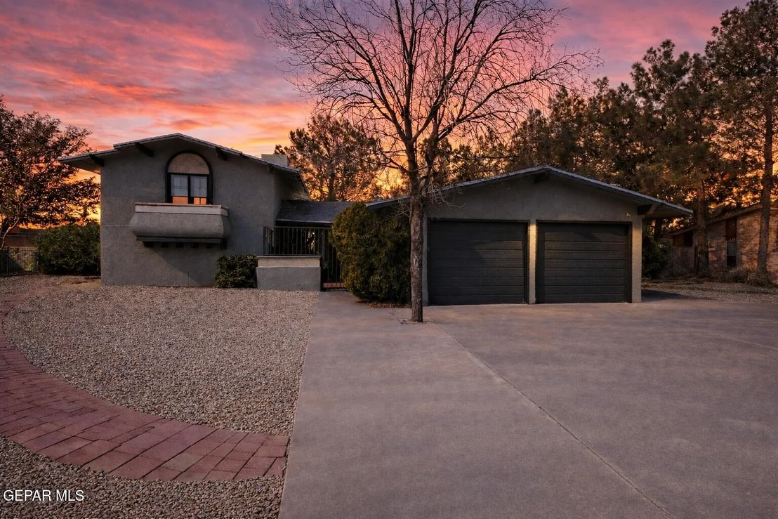 Photo of 3313 EDGEROCK Drive