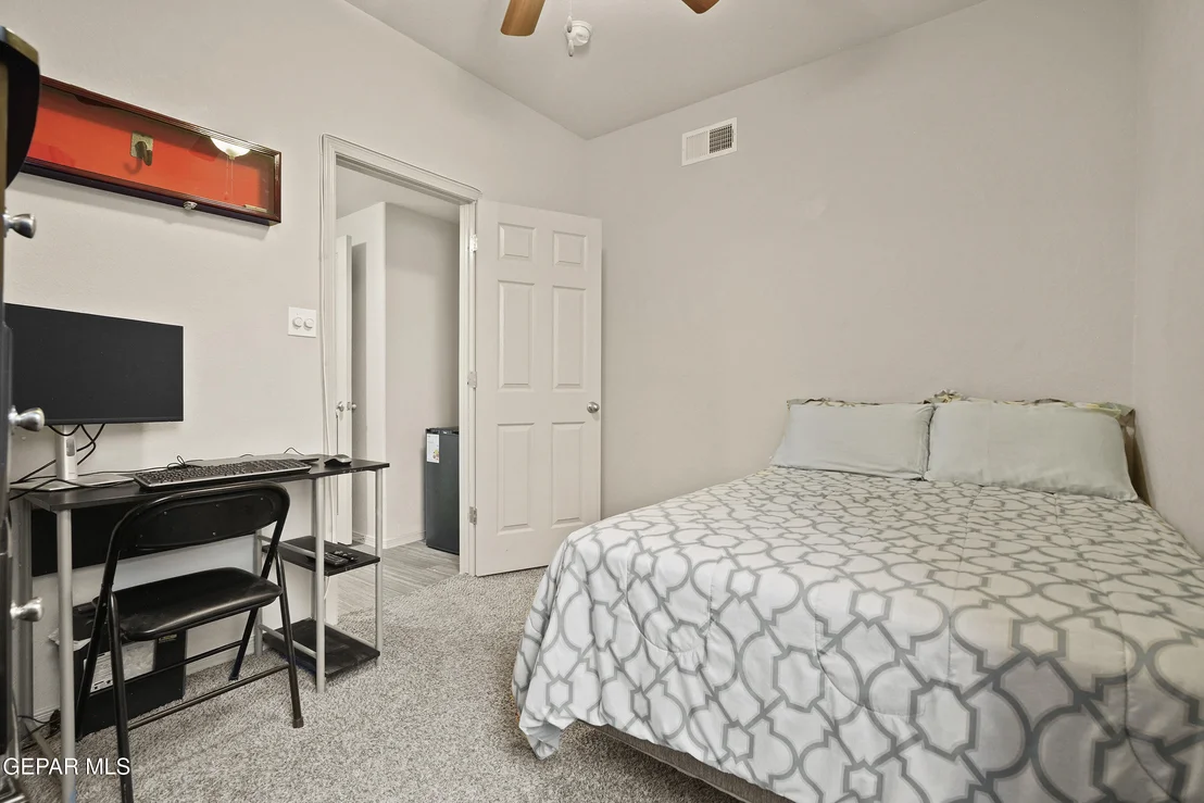 Photo of 5017 MOON RANCH Lane
