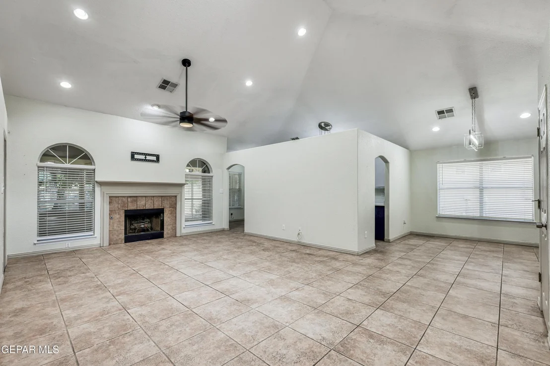 Photo of 1453 LUZ DE SOL Drive