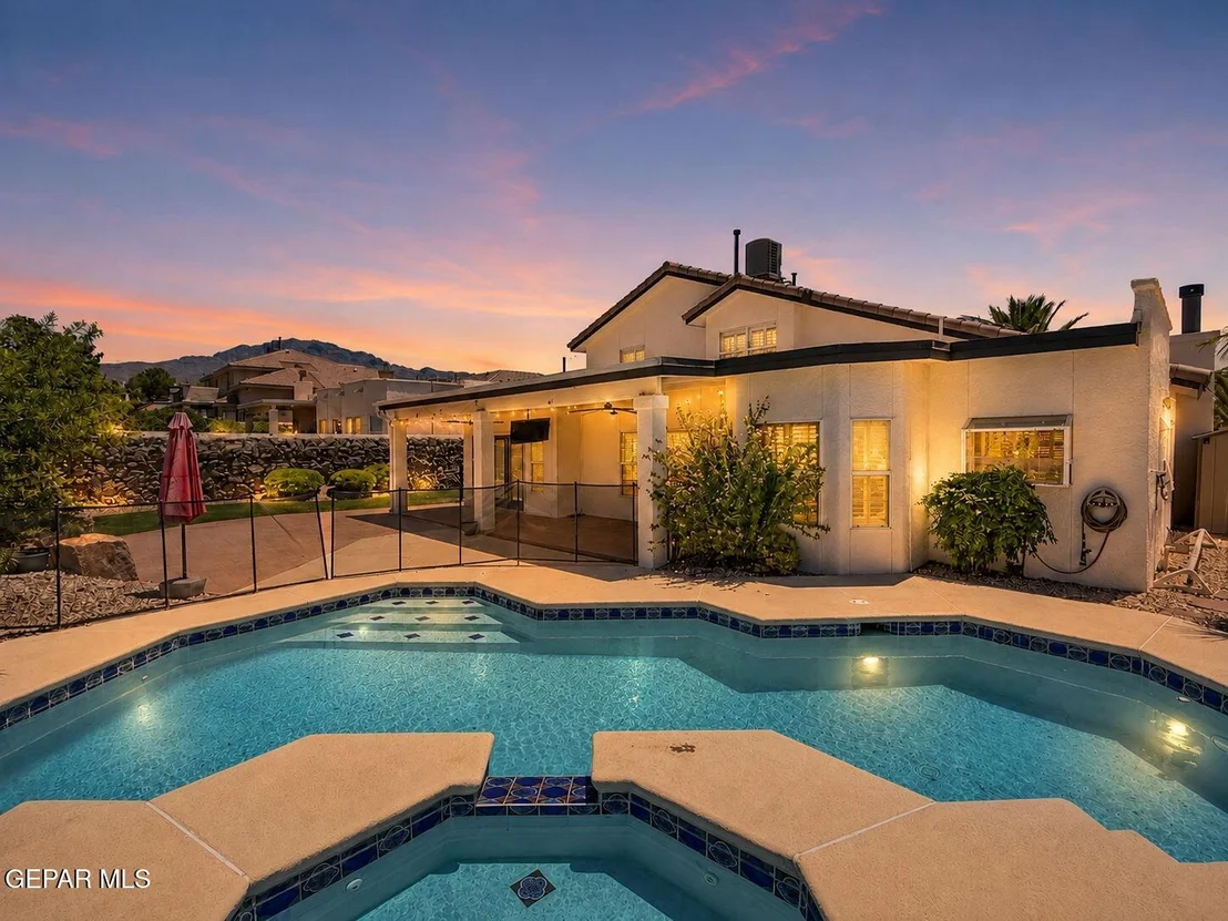Photo of 6633 WIND RIDGE Drive