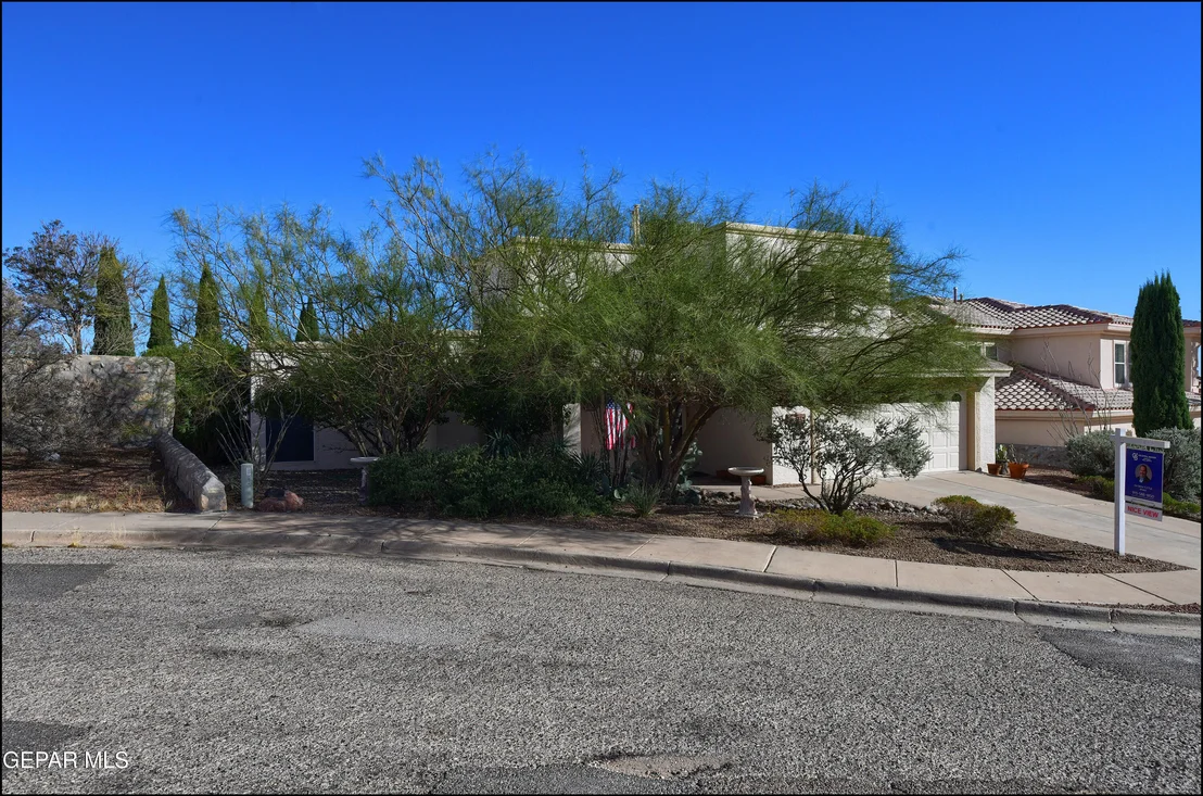 Photo of 7516 BIG BEND Drive