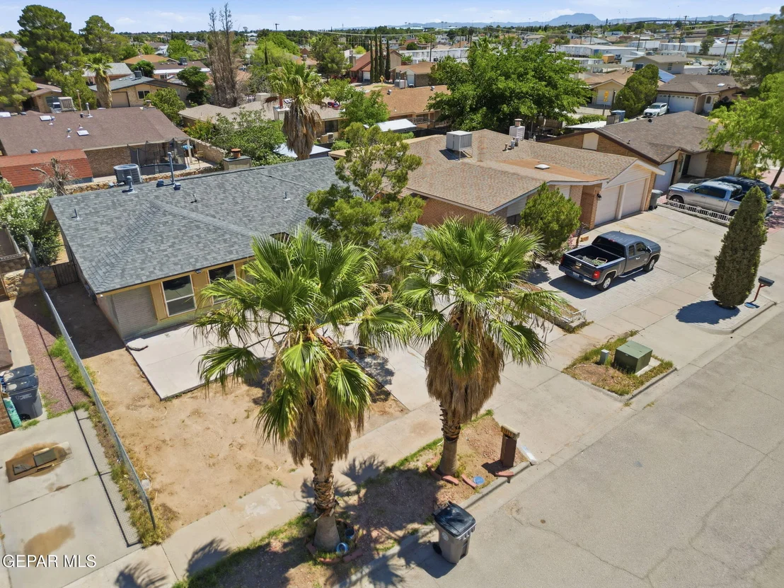 Photo of 11837 LEWIS LEE Court
