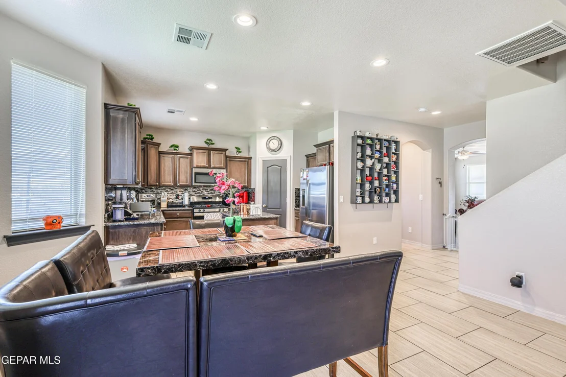Photo of 6553 GEYSER Drive