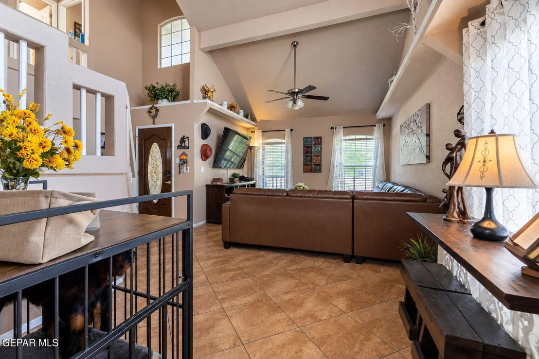 Photo of 12284 GOLDEN SUN Drive
