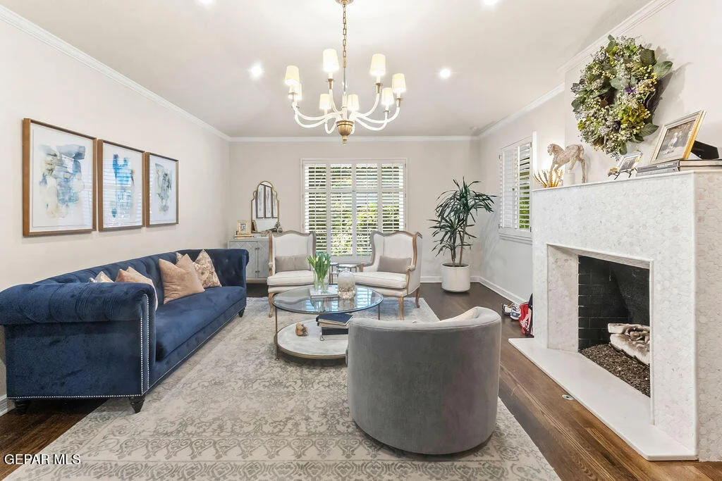 Photo of 808 BLANCHARD Avenue