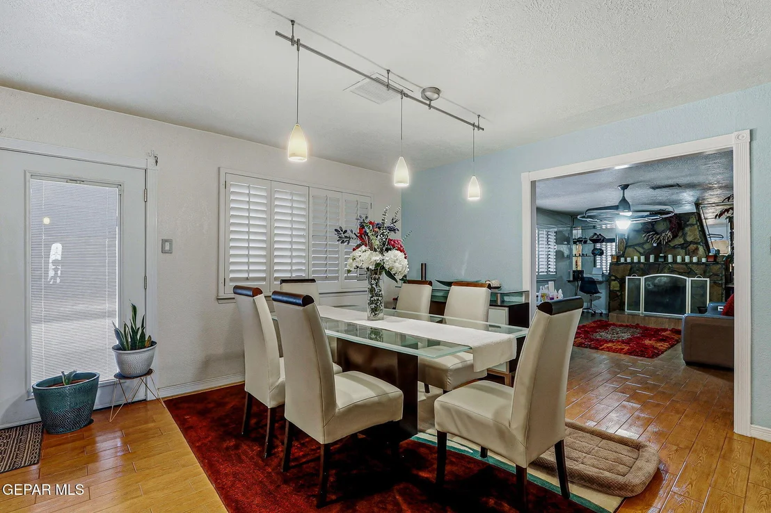 Photo of 3307 MOONLIGHT Avenue