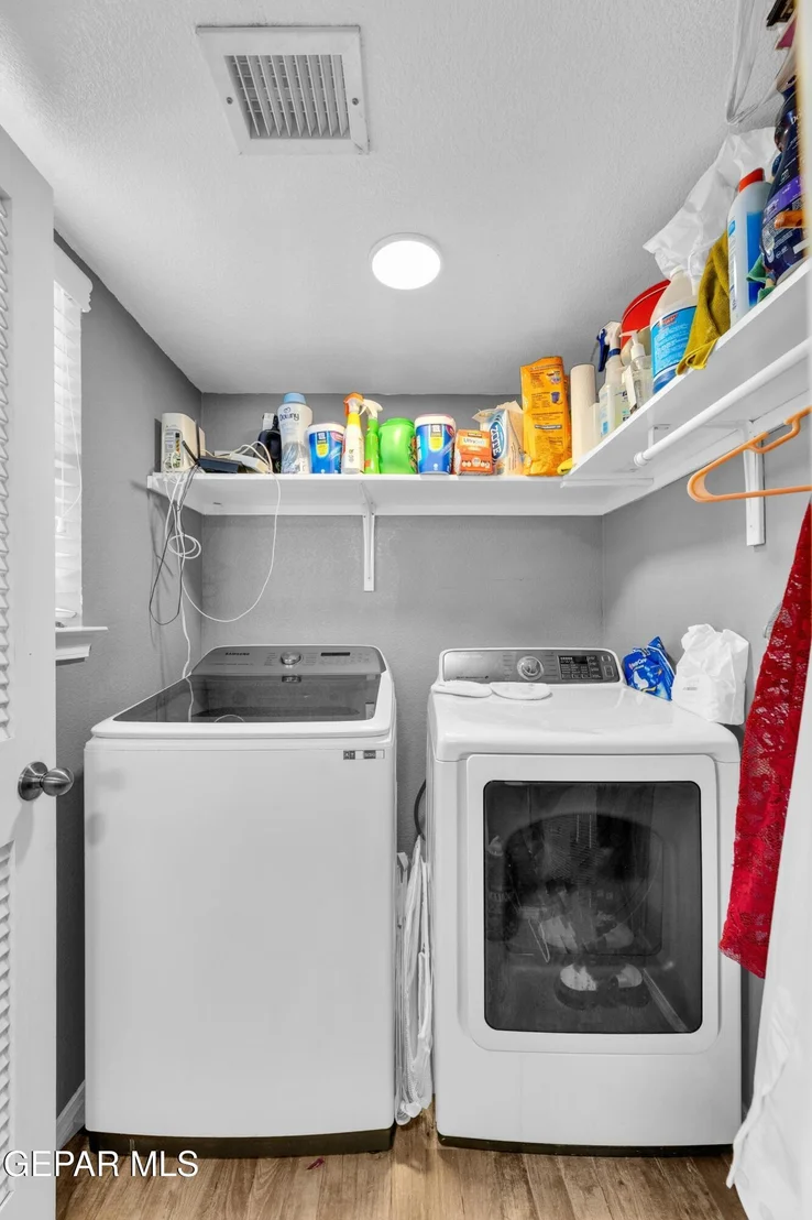 Photo of 427 Winter Spring Place