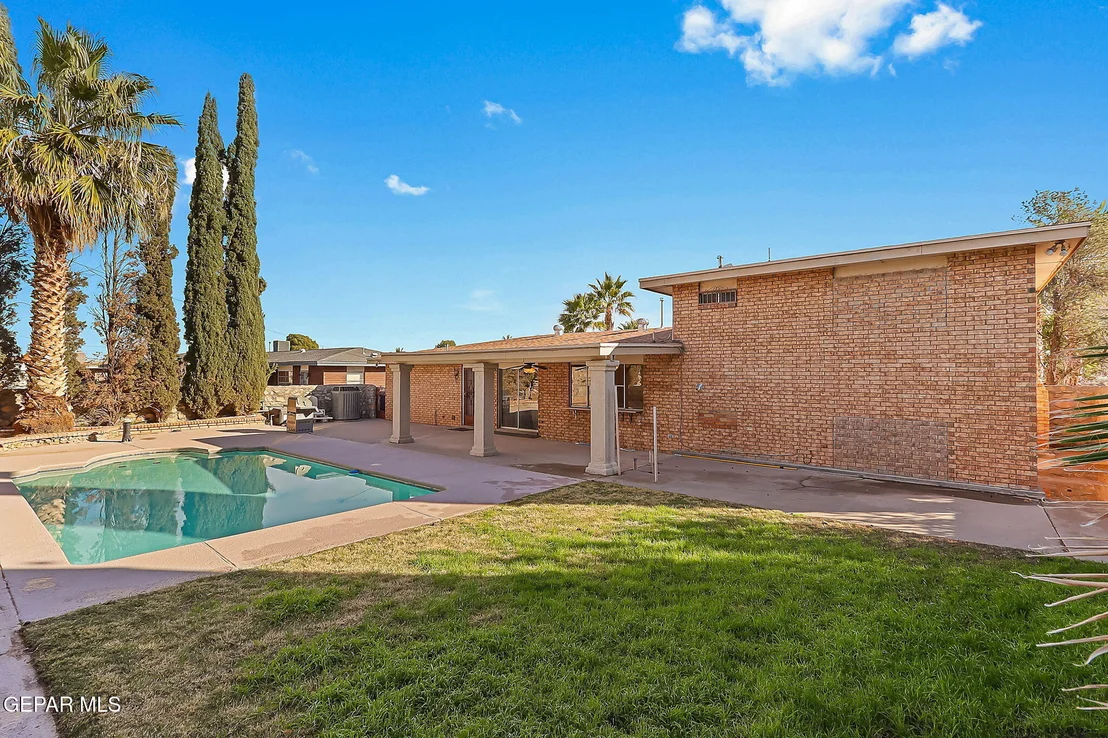 Photo of 2917 Brady Place