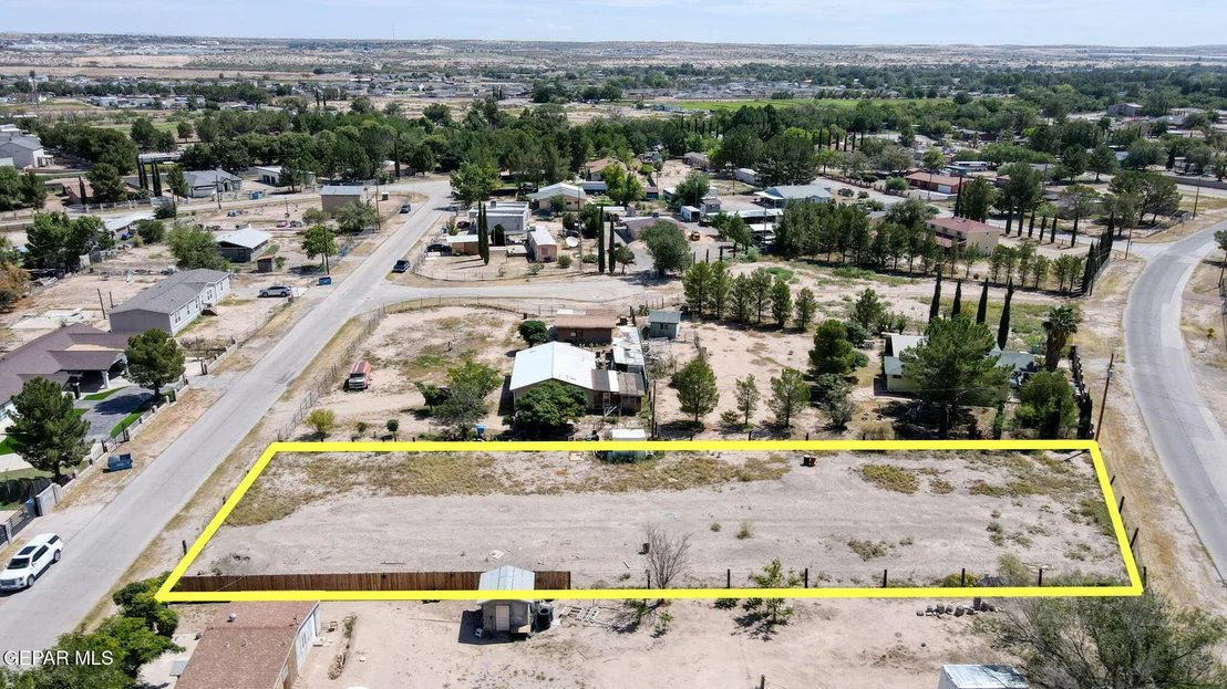 Photo of 410 Valle Rojo Drive