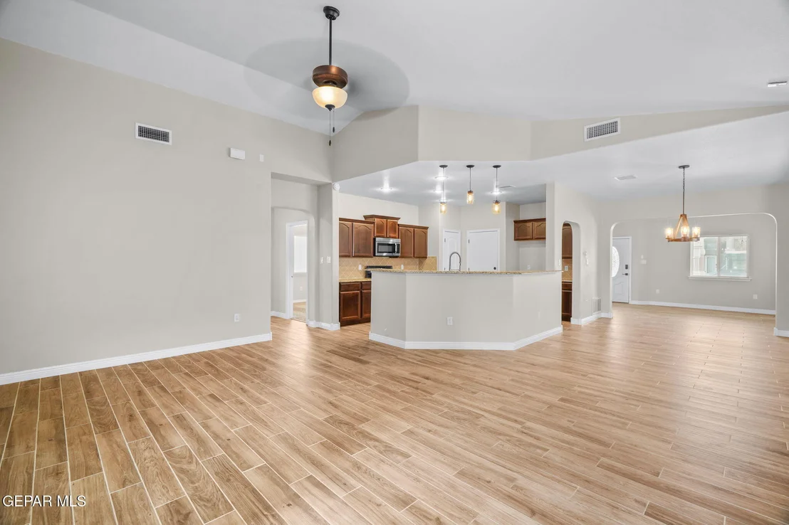 Photo of 14353 N CAVE Drive