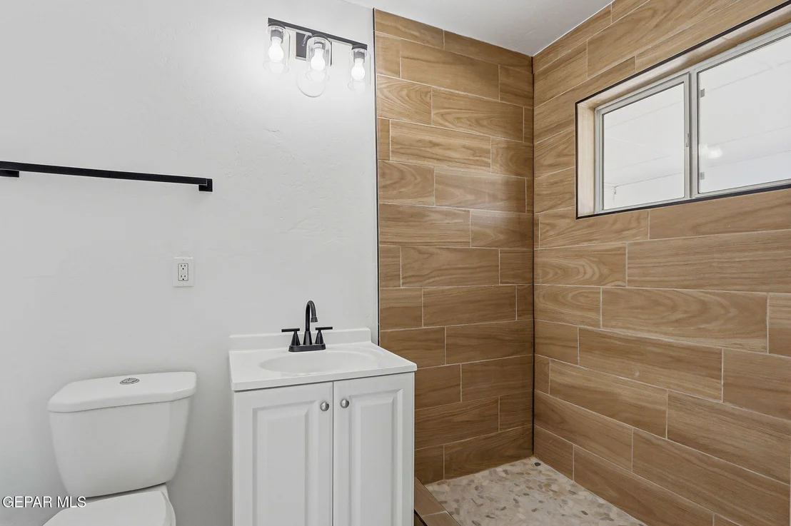 Photo of 9040 DIANA Drive