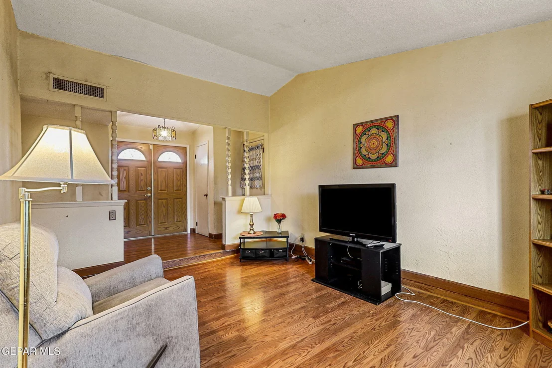 Photo of 9857 GOBY Street