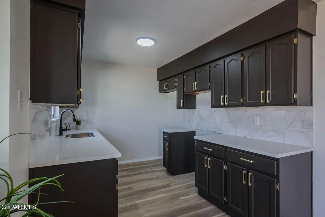 Photo of 2820 BEACHCOMBER Drive