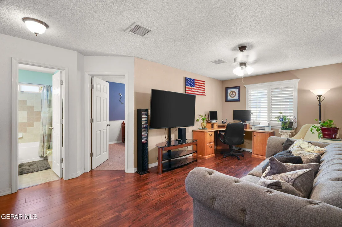 Photo of 2305 Canopy Place