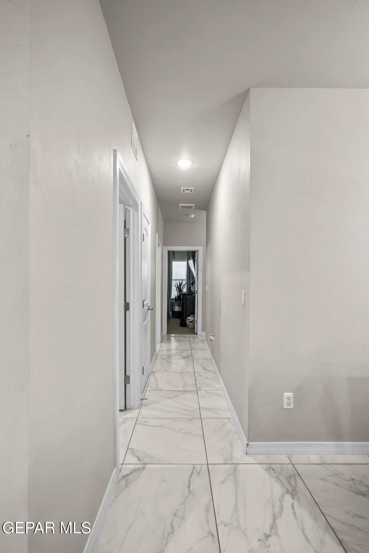 Photo of 356 PLATEAU Drive