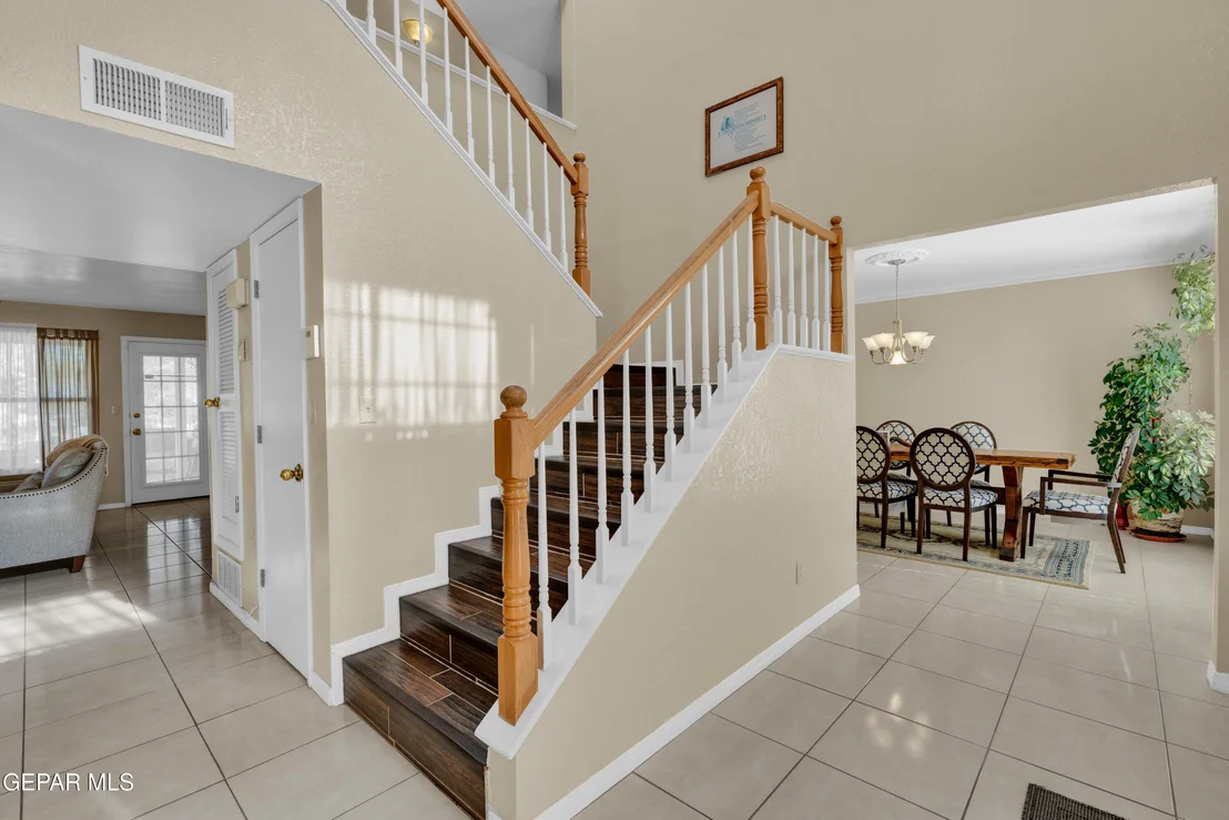 Photo of 1107 SUN RIDGE Drive