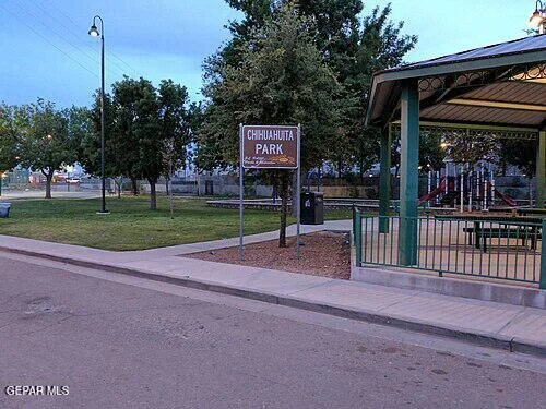Photo of 504 CANAL Road