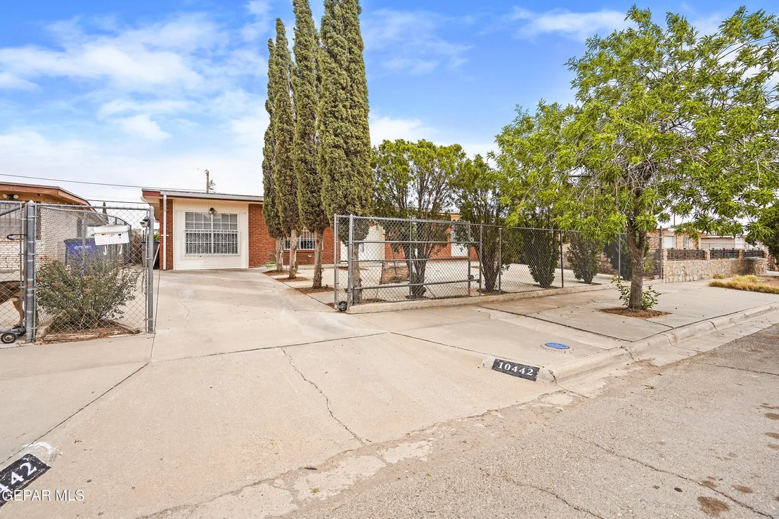 Photo of 10442 TRIUMPH Drive