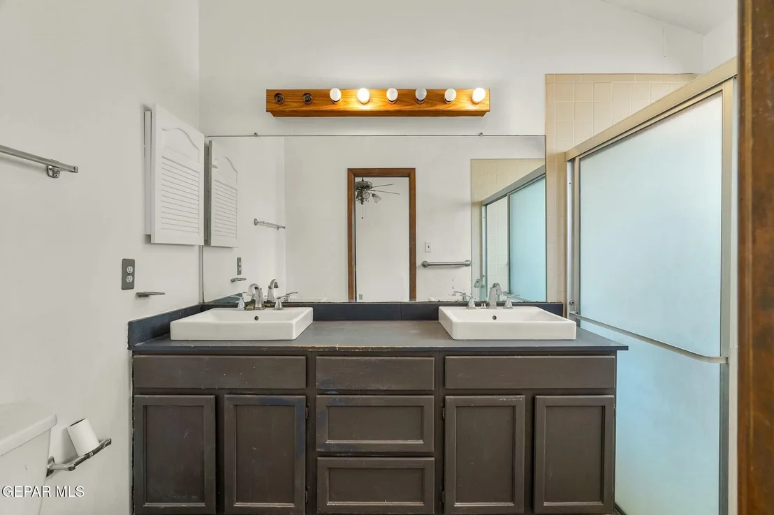 Photo of 11316 Ivanhoe Drive