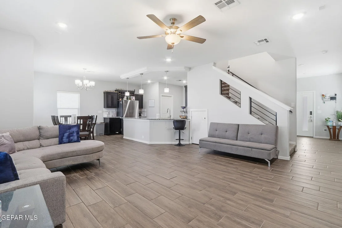 Photo of 13062 GRANTHAM Lane