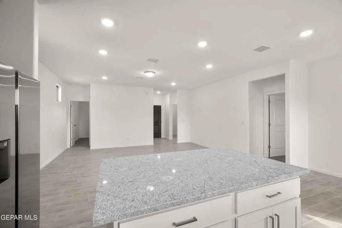 Photo of 13833 Summer Wave Avenue