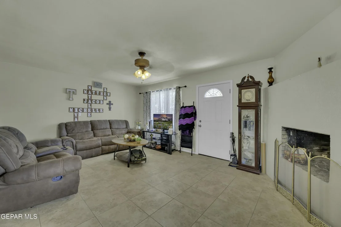 Photo of 9601 Selkirk Drive