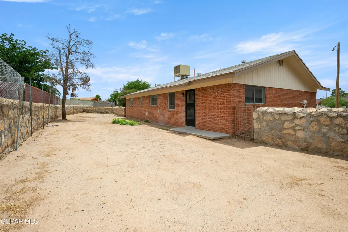 Photo of 309 RAY Way