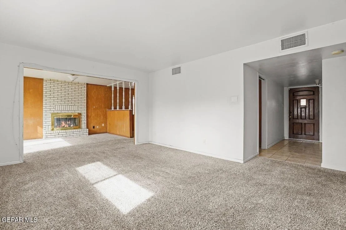 Photo of 4208 HAMPSHIRE Lane