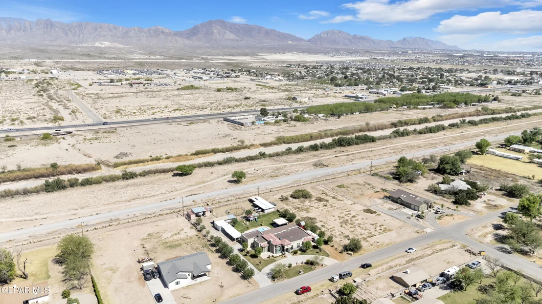 Photo of 7692 River View Drive