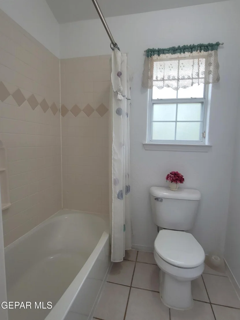Photo of 1305 TRAIL RIDGE Drive