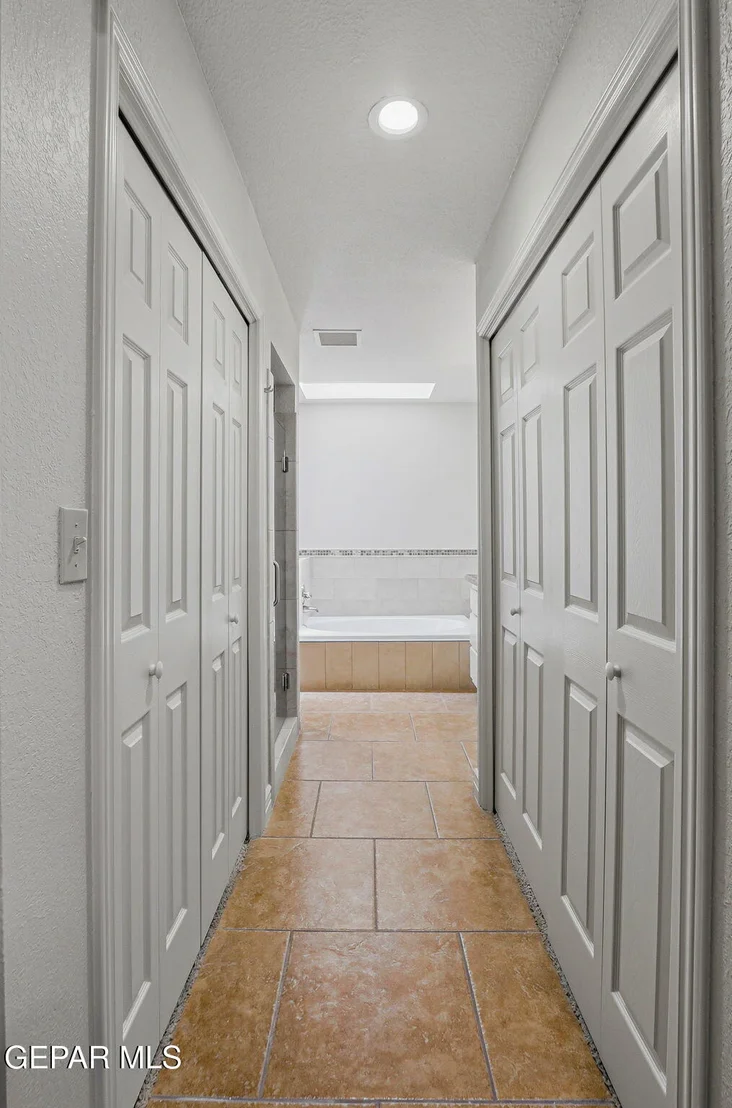 Photo of 1057 LOS JARDINES Circle