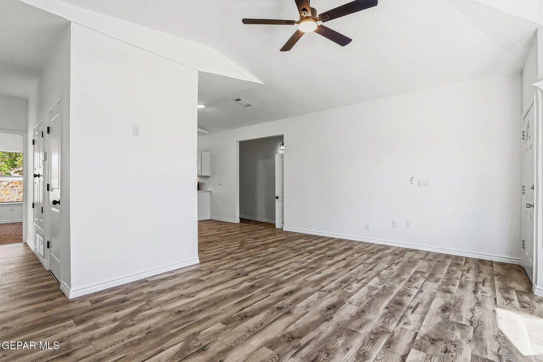 Photo of 14357 Venecia Drive