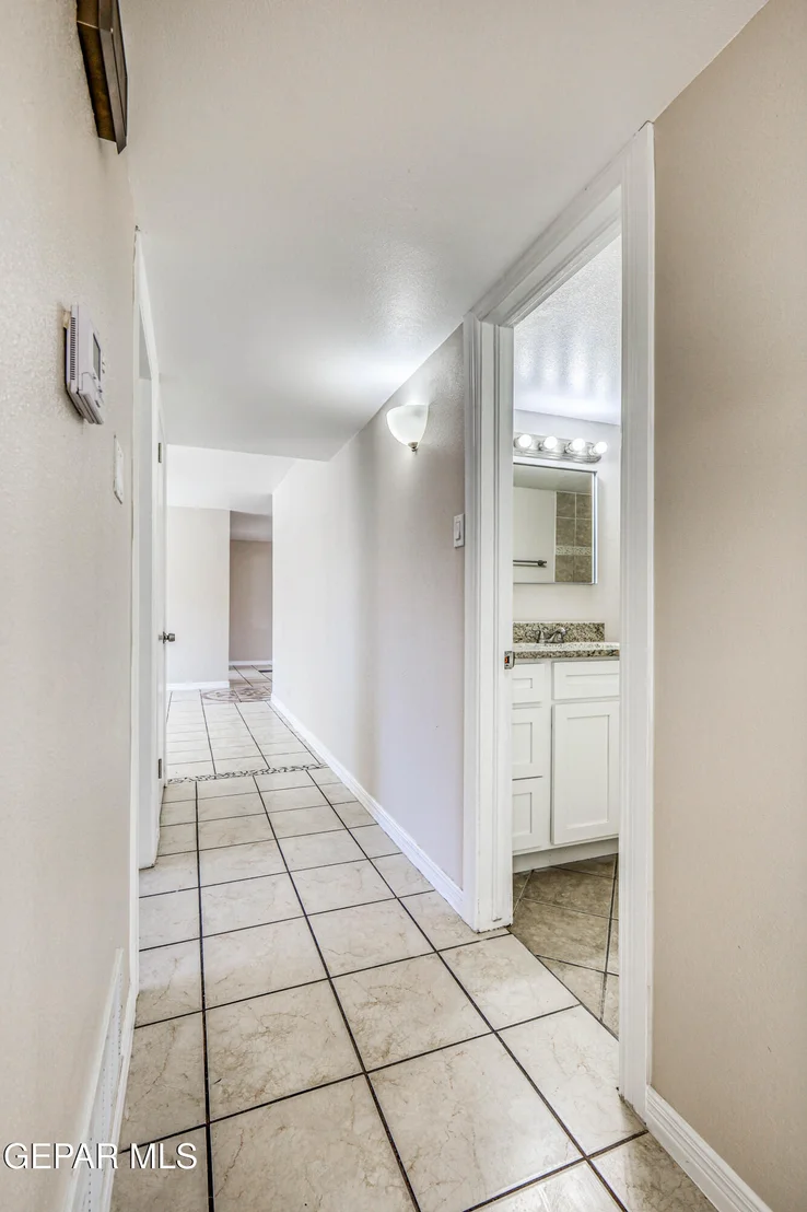 Photo of 424 Indian Place