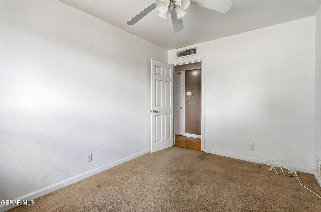 Photo of 5852 STURGEON Drive