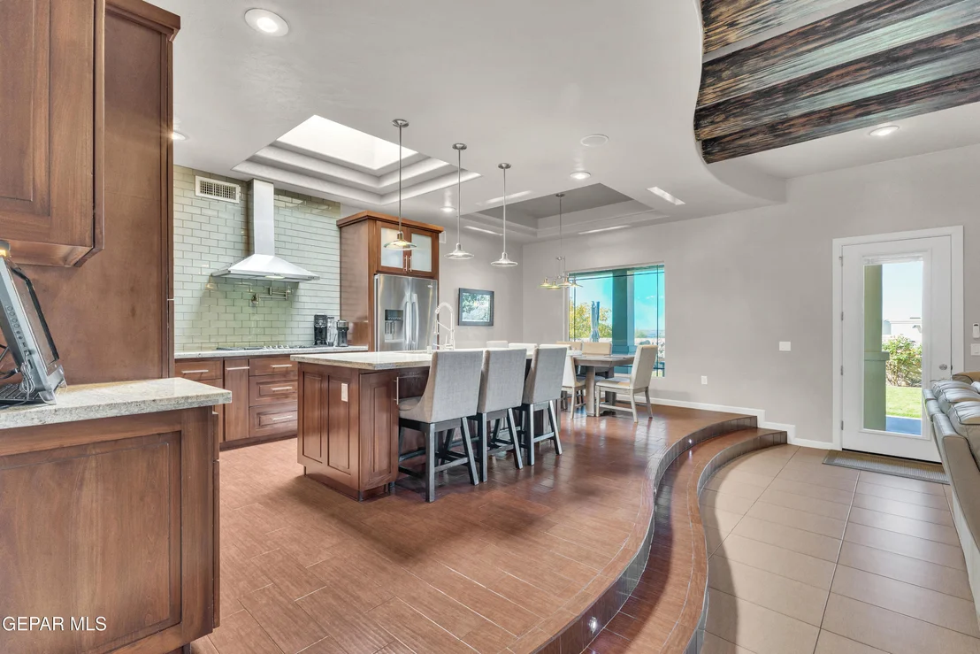 Photo of 1695 OPTIMA Way