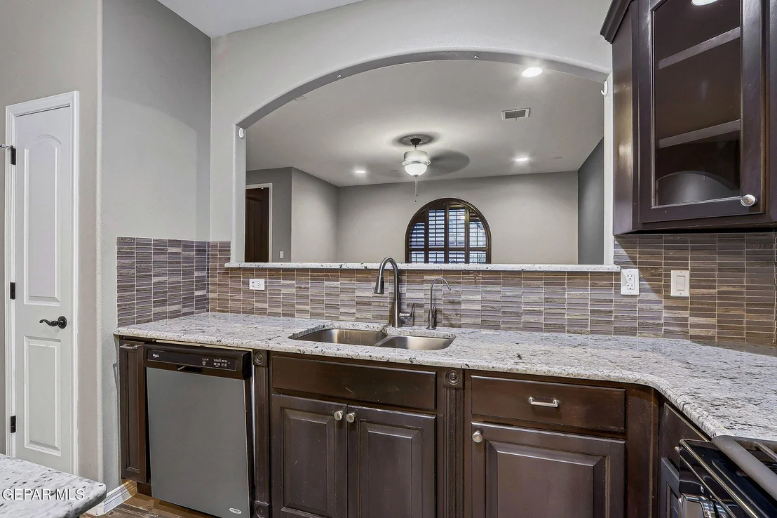 Photo of 14540 ALTON OAKS