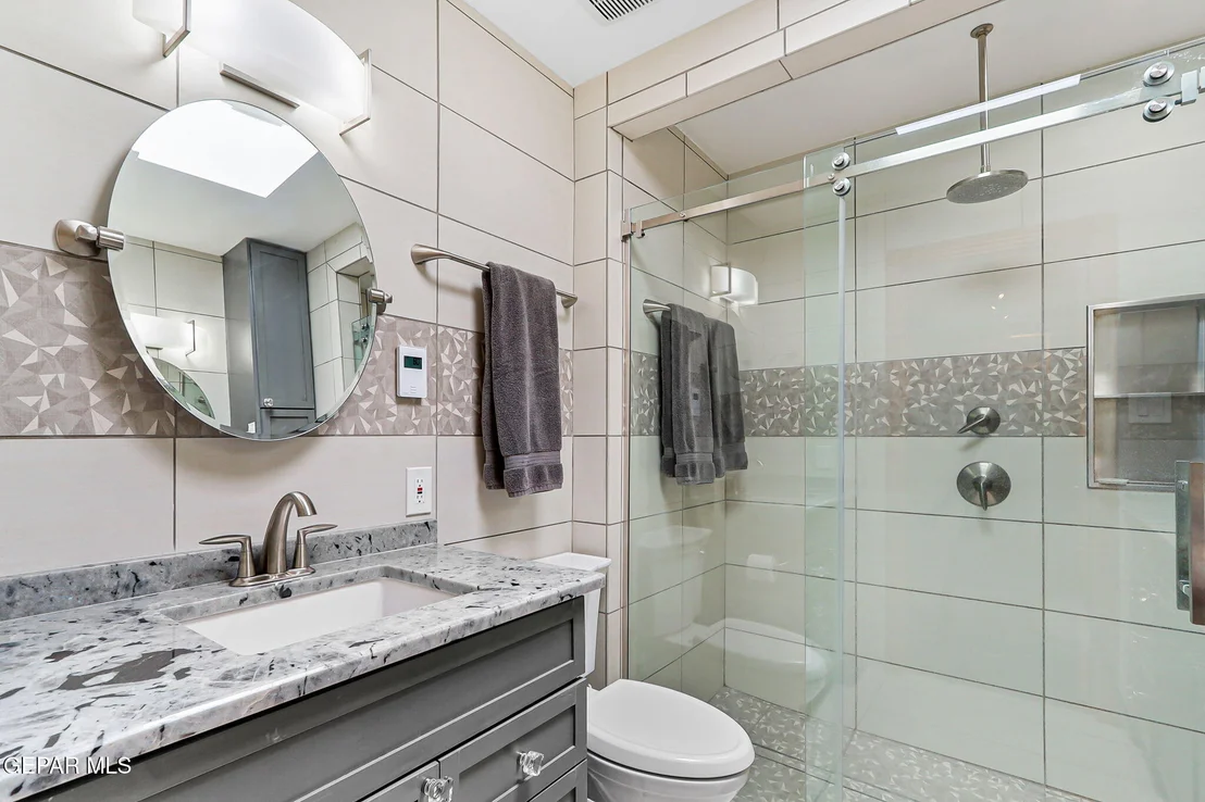 Photo of 5436 LA ESTANCIA Circle
