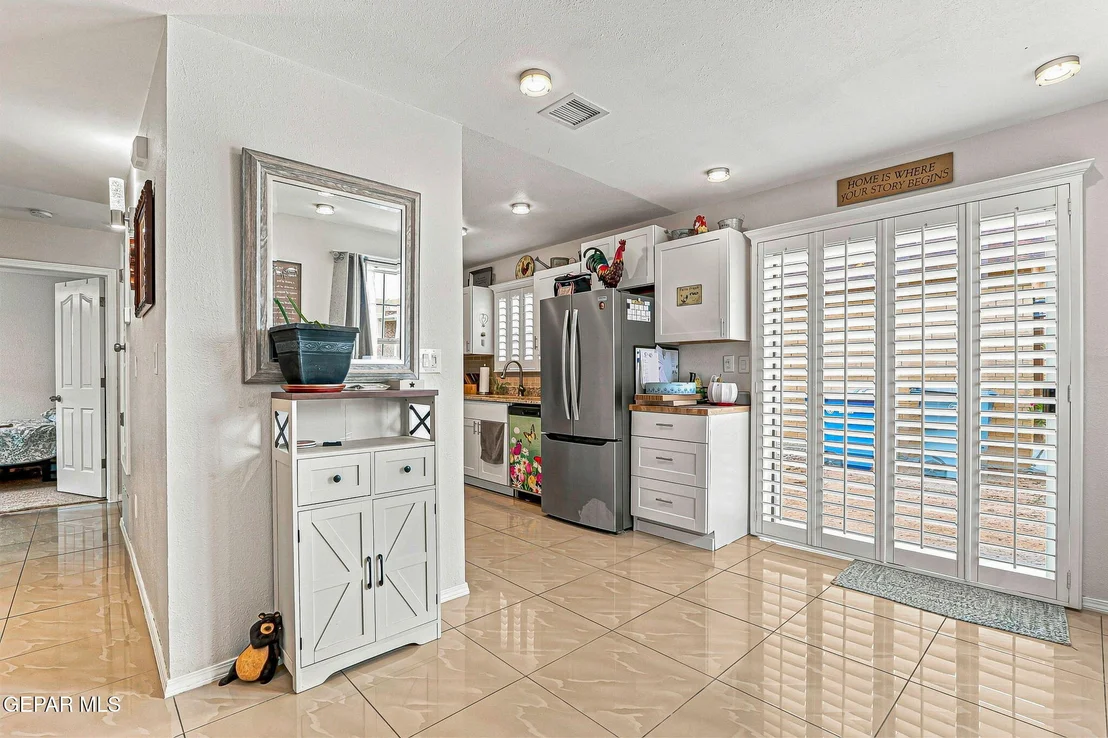 Photo of 905 MADTONE Drive