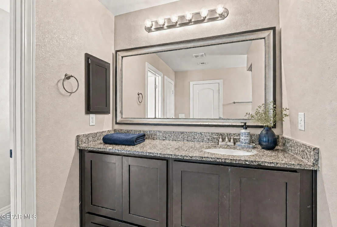 Photo of 2156 THOMAS LACKLAND Street