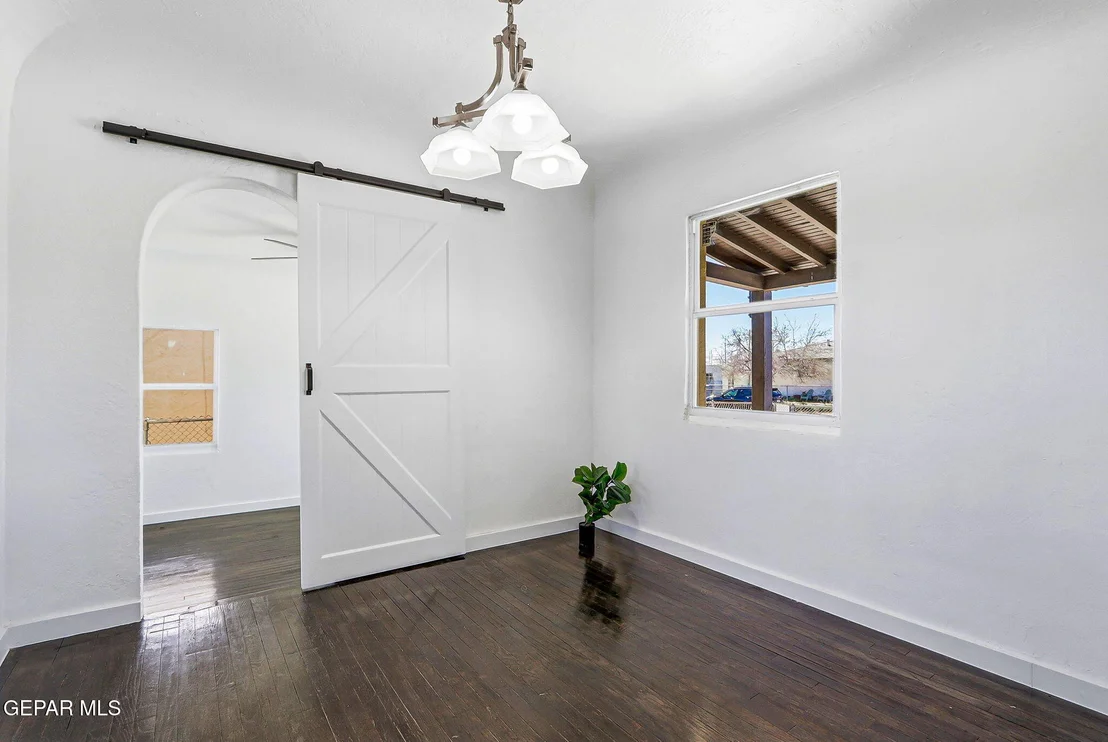 Photo of 228 WOOLDRIDGE Drive
