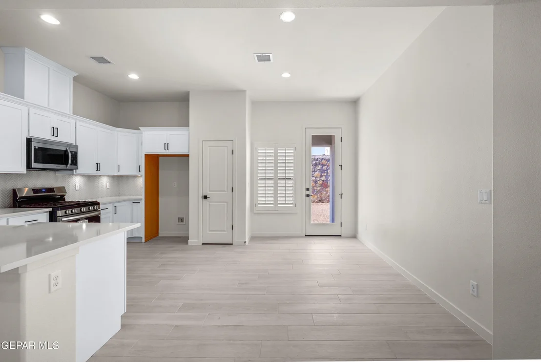 Photo of 5996 Dalhart Drive