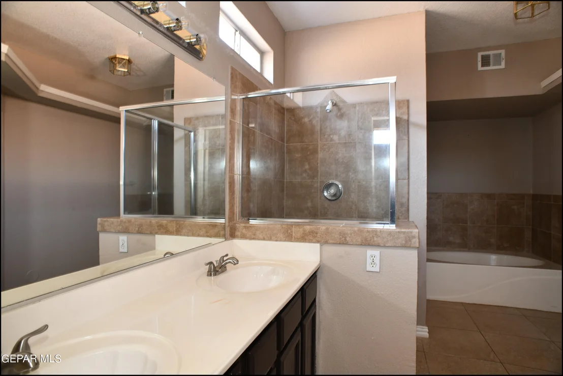 Photo of 1345 DIANA NATALICIO Drive