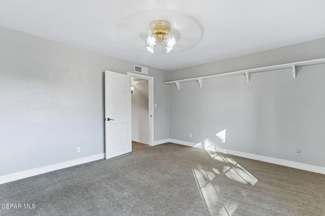 Photo of 2917 Brady Place